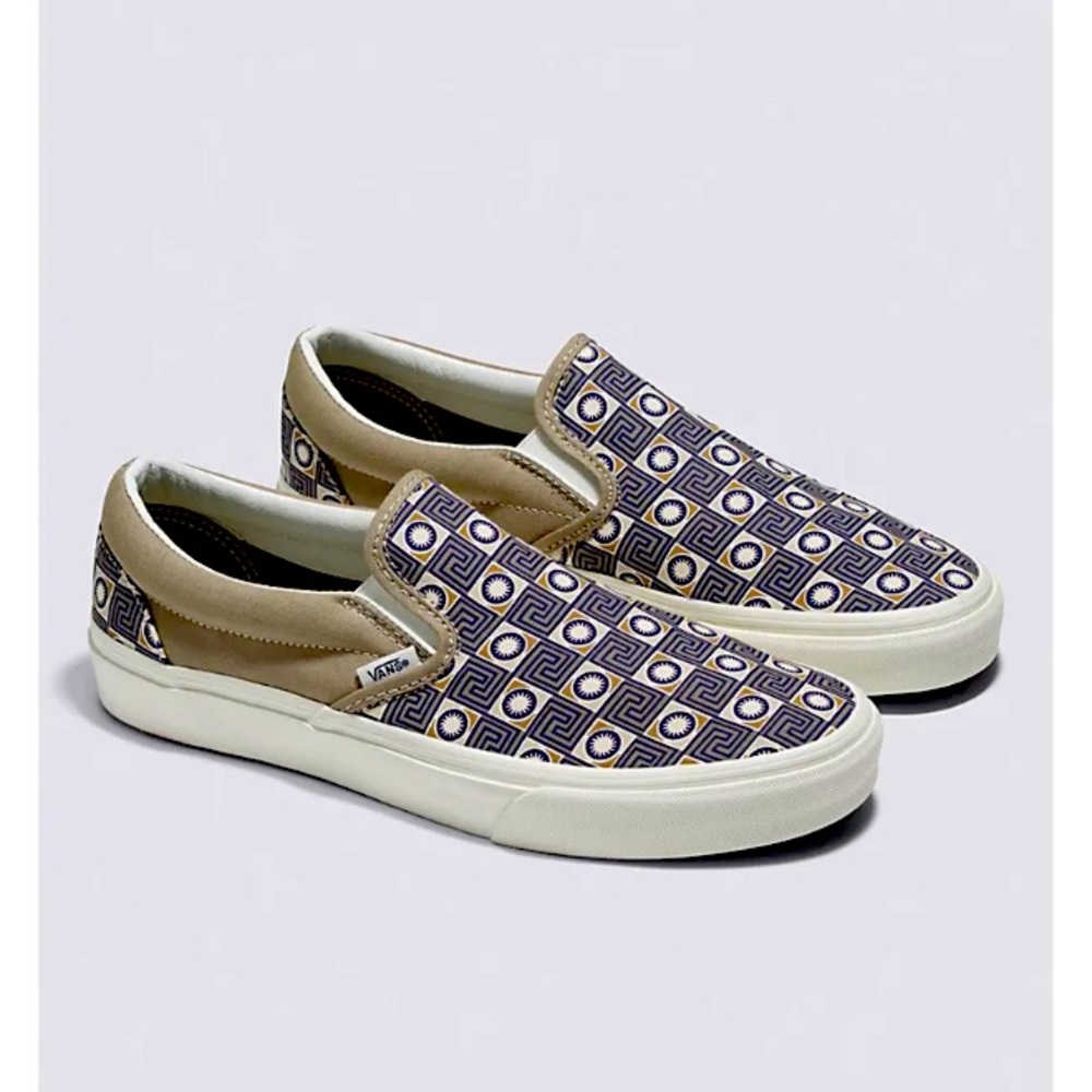 Vans Classic Slip On Size 5.5 Geo Trek Olive, NEW